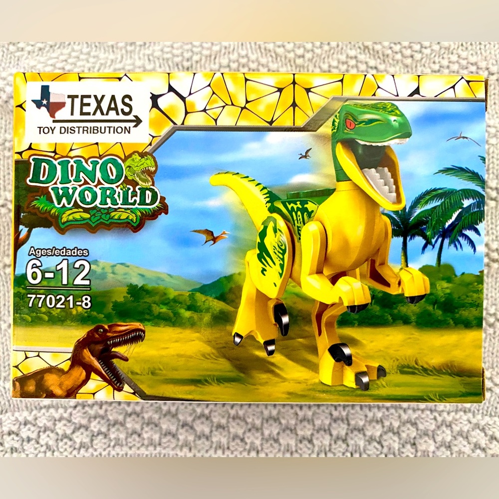 Velociraptor Dianasaur Building Block Kit